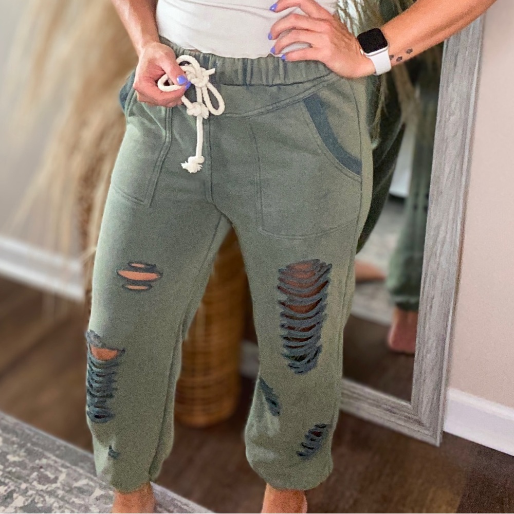 NEW POL BOUTIQUE DISTRESSED JOGGERS